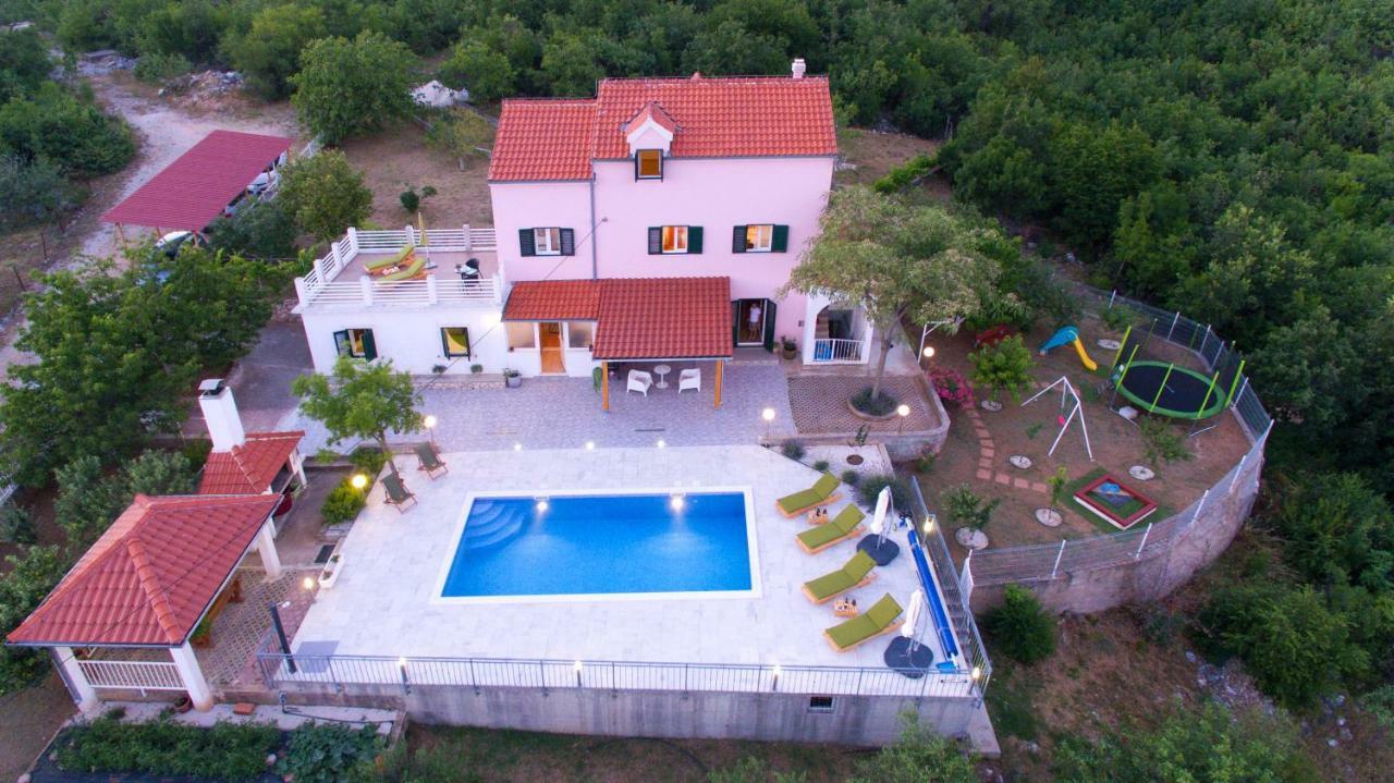 Holiday Home Koprivno Eksteriør billede