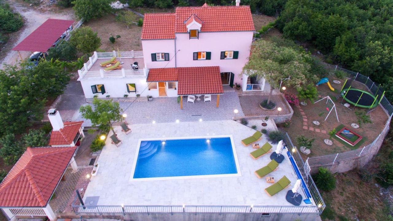 Holiday Home Koprivno Eksteriør billede